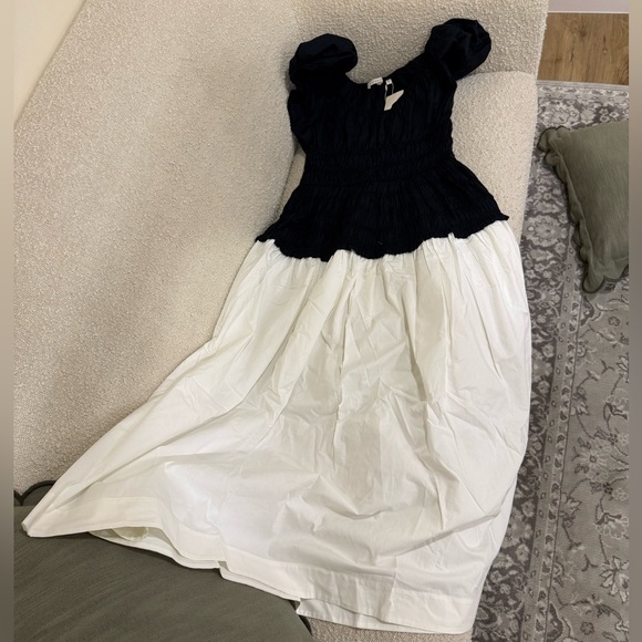 Doen Enya Dress in Black and Salt - Picture 2 of 8